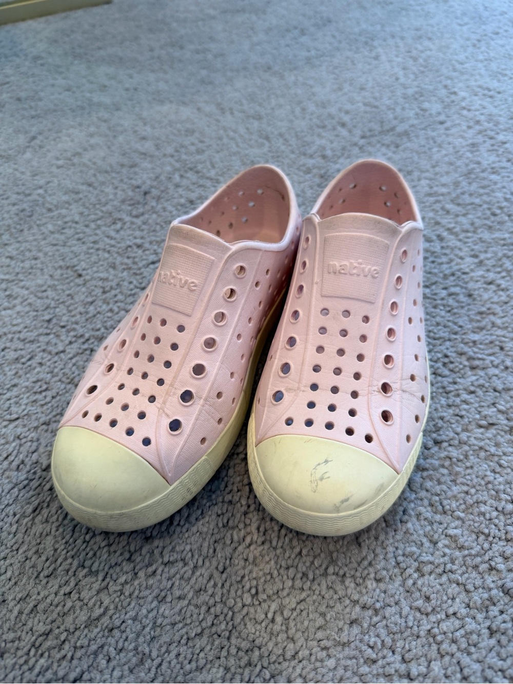 Native Kids Slip-On Water Shoes in Pale Pink with Cream Toe Caps